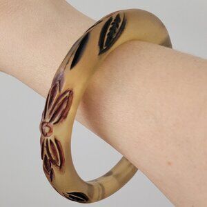 Vintage Cellulose/Plastic Floral Pattern Engraved Bangle/Bracelet